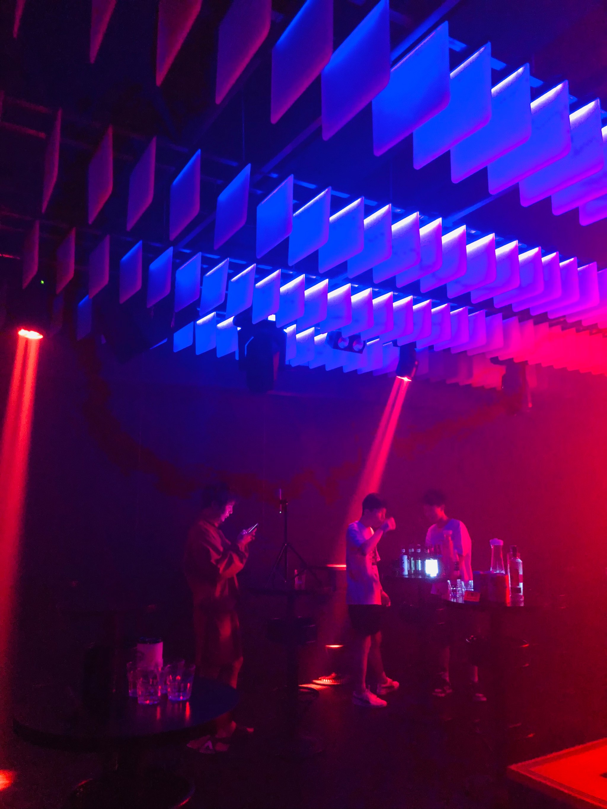 安顺商务ktv推荐中低端优质选择-普定县ktv预订